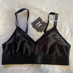 LUXE MESH TRIANGLE BRALETTE - Size M (34C 34D 34DD)